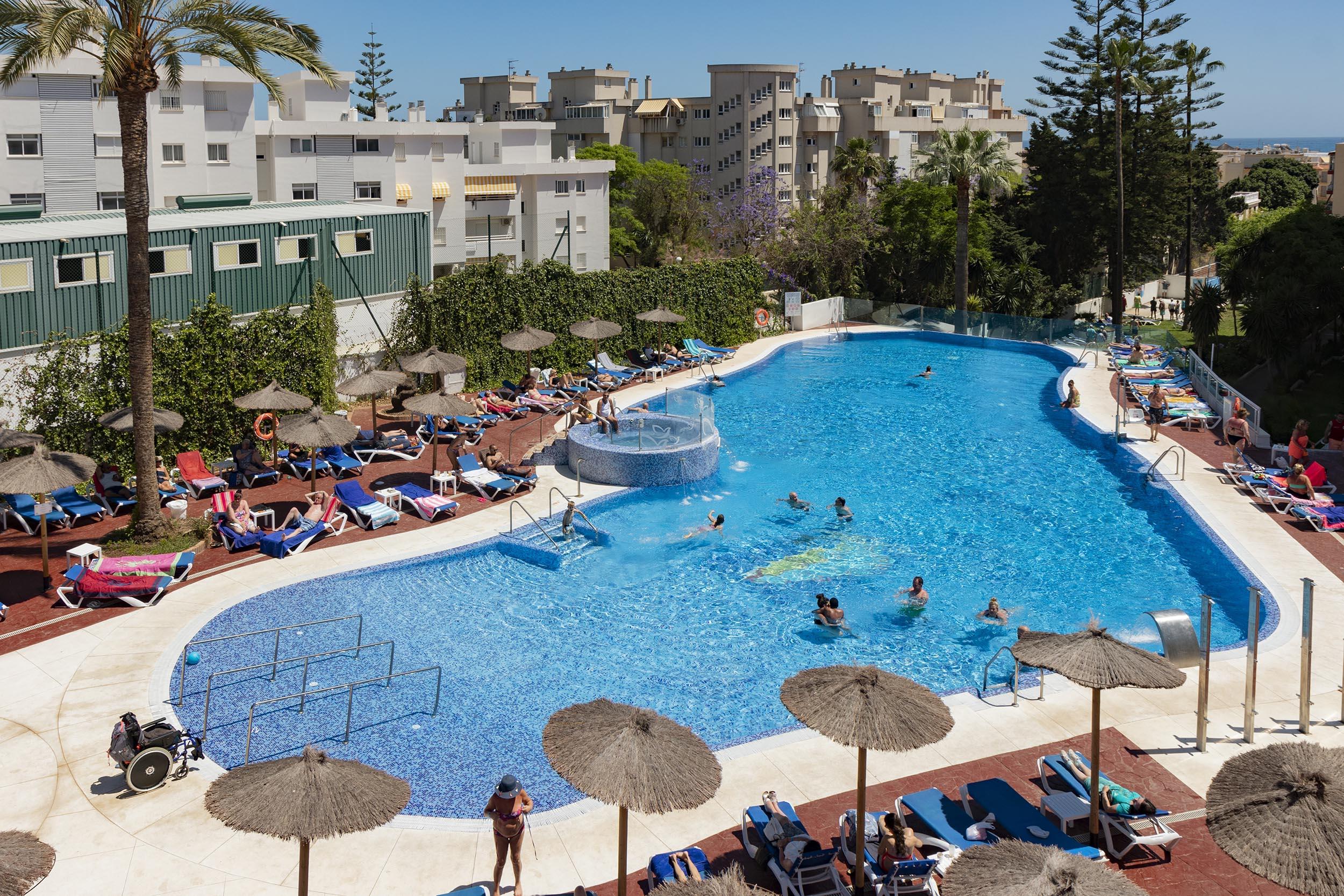 Hotel Palia Las Palomas Torremolinos Bagian luar foto